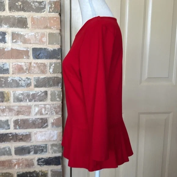 Ann Taylor Perfect Red Peplum Top Knit Pullover Fitted Stretch 3/4 Sleeve Sz M - Picture 4 of 12